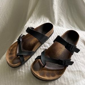 Birkenstock Mayari Sandal
